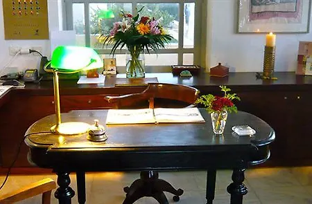 فندق Andromeda 3*